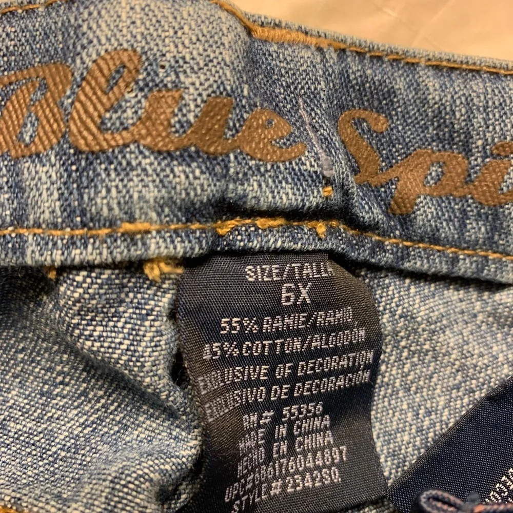 Girls Short With Stones & Sequins Size 6x Tall - Picture 4 of 8